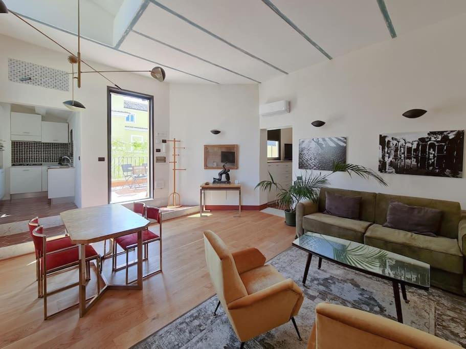 רומא Boutique Penthouse With Terrace, Spanish Steps מראה חיצוני תמונה